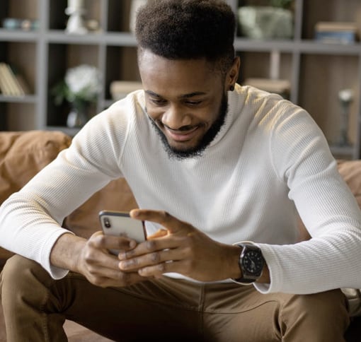 imgage of men-in-texting.